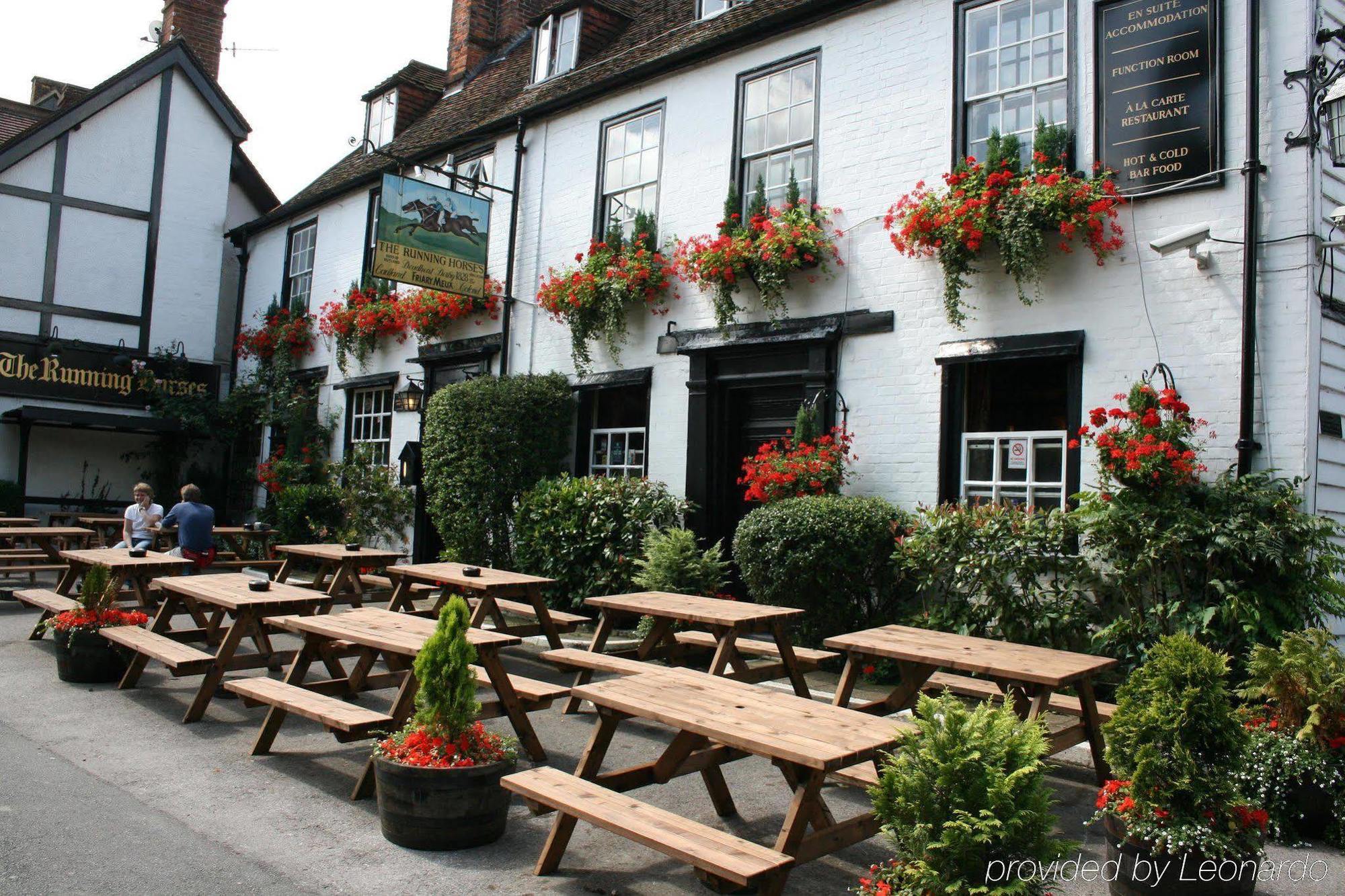 The Running Horses Hotel Mickleham Restaurant billede